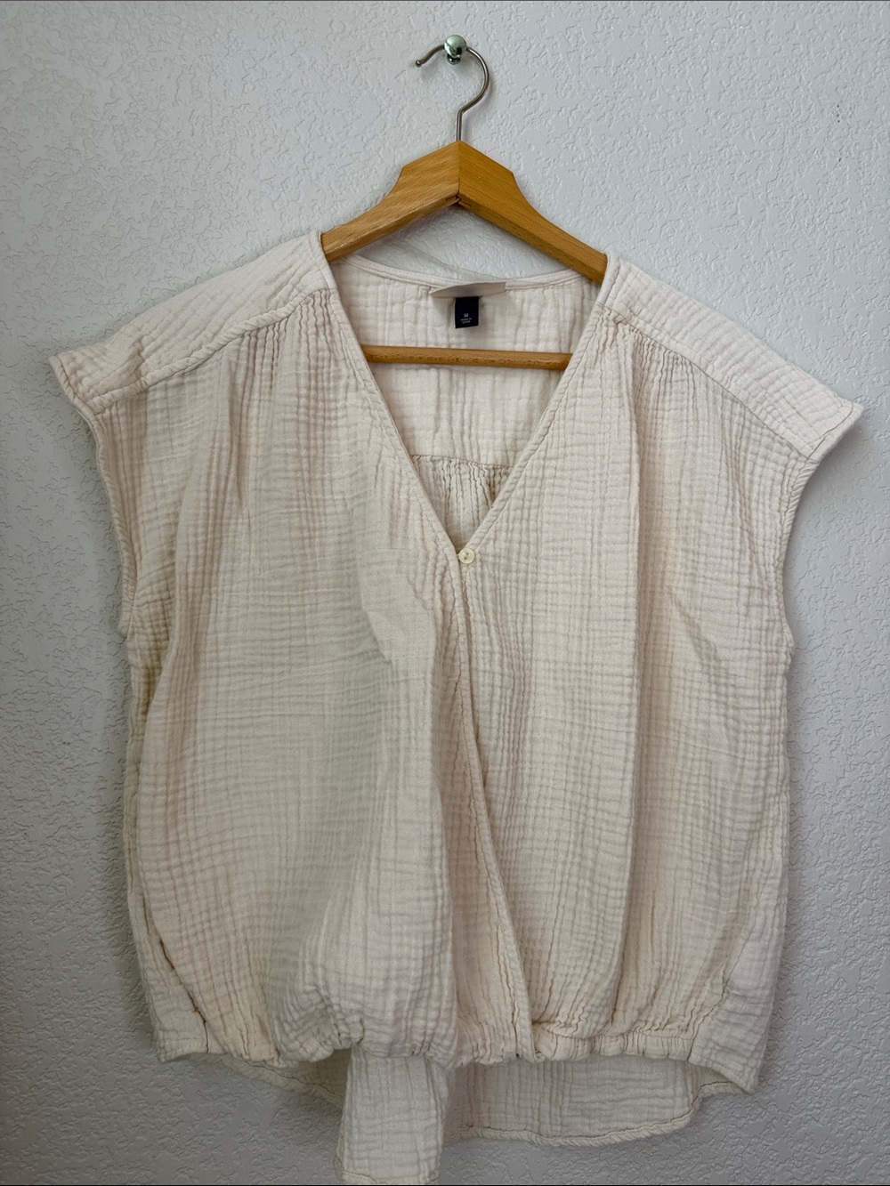Universal Thread Blouse Short Sleeve Top Gauze Cream size Medium